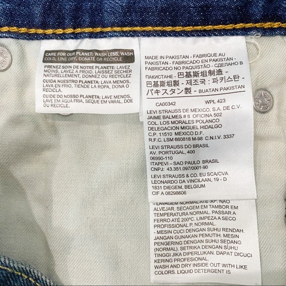 LEVI’S 511 Bleached Distressed Shorts - Picture 8 of 10